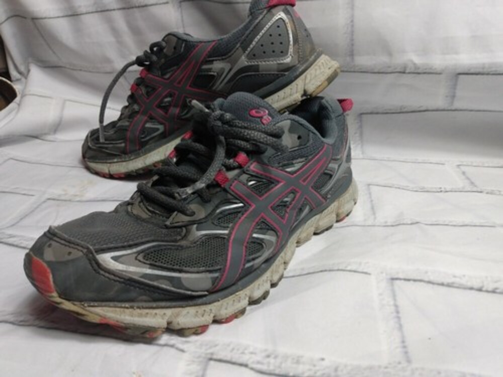 Asics Gel Scram 3 Womens 9 Trailblazers T6K7N Grey Pink Camo Sneakers Shoes